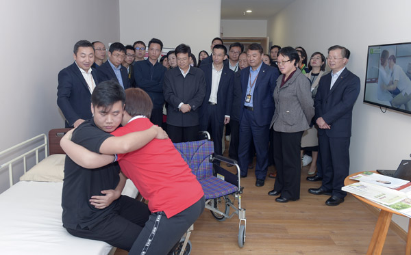 1945fdc18daef31ed28d6ead29a976de